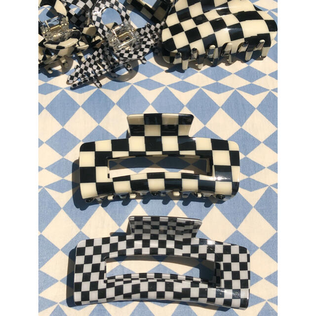 【新品未使用】Checkered hair claw チェッカーヘアクリップL レディースのヘアアクセサリー(バレッタ/ヘアクリップ)の商品写真