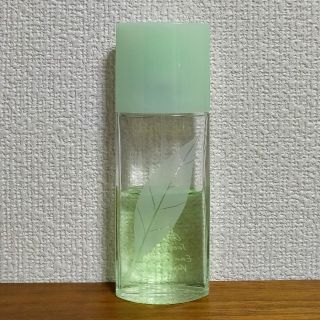 エリザベスアーデン(Elizabeth Arden)のエリザベスアーデン　グリーンティ　EDT 100ml 香水(香水(女性用))