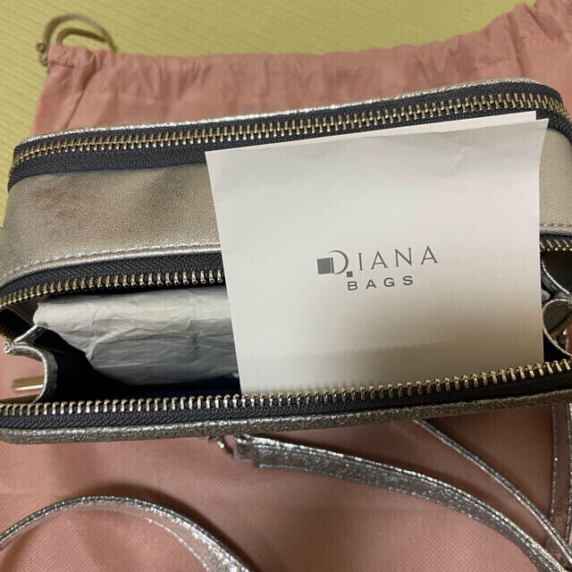 DIANA(ダイアナ)のDIANA ダイアナ　ショルダーバック　チェーンウォレット レディースのバッグ(ショルダーバッグ)の商品写真