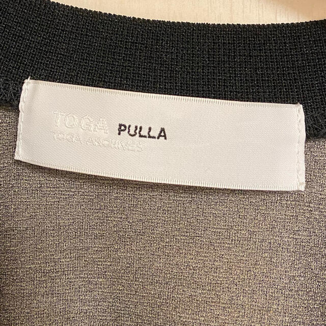 TOGA(トーガ)の値下げ中！！　送料込み　TOGA PULLA TOPS (トーガ) レディースのトップス(カットソー(半袖/袖なし))の商品写真