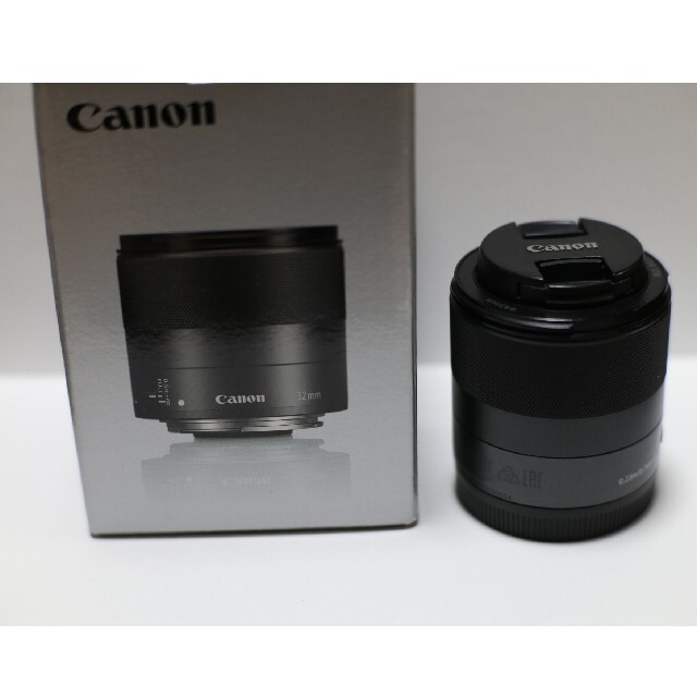 Canon(キヤノン)のCanon EF-M 32mm f1.4 STM スマホ/家電/カメラのカメラ(レンズ(単焦点))の商品写真