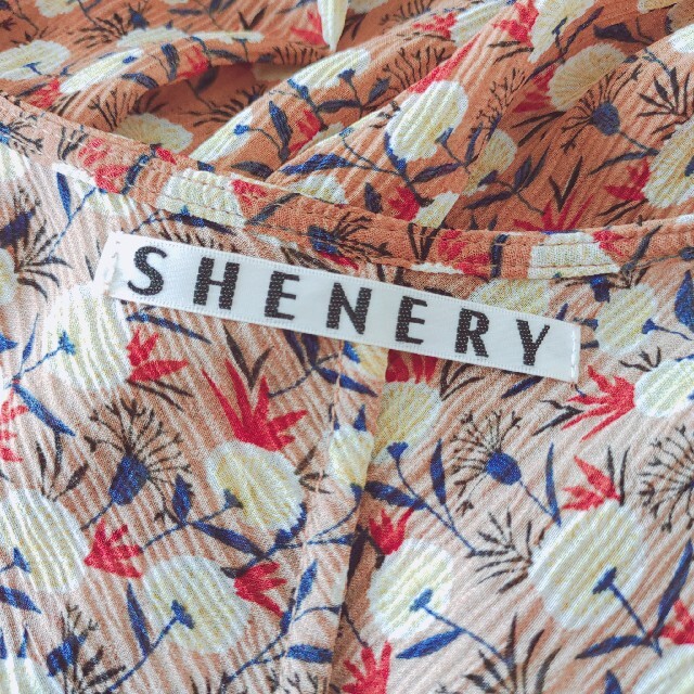 BEAUTY&YOUTH UNITED ARROWS(ビューティアンドユースユナイテッドアローズ)の【極美品】SHENERY シーナリー 小花柄 ワンピース 総柄 18ss レディースのワンピース(ロングワンピース/マキシワンピース)の商品写真