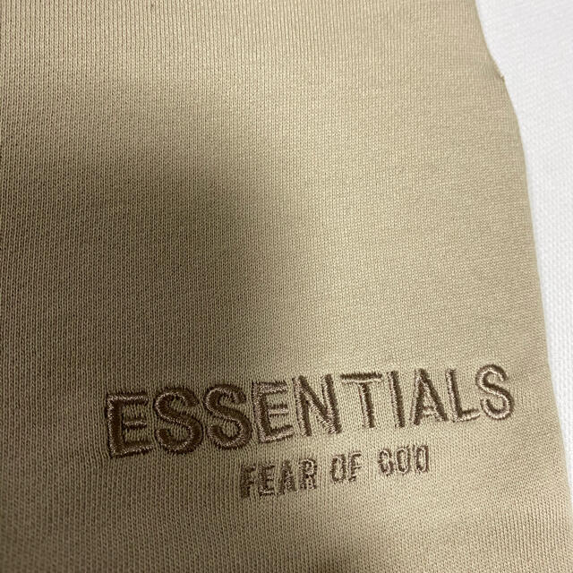 Essential(エッセンシャル)の新品本物FOG ESSENTIALS SweatShorts2 TAN XL メンズのパンツ(ショートパンツ)の商品写真