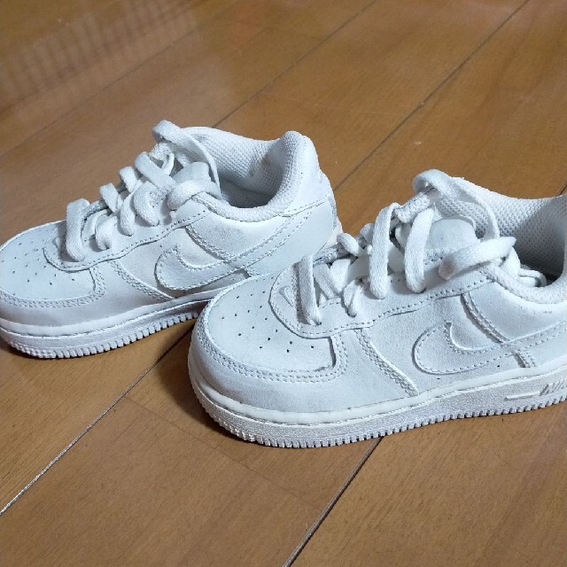 NIKE(ナイキ)の専用❢美品☆Nike Force 1 　キッズスニーカー　13cm キッズ/ベビー/マタニティのベビー靴/シューズ(~14cm)(スニーカー)の商品写真