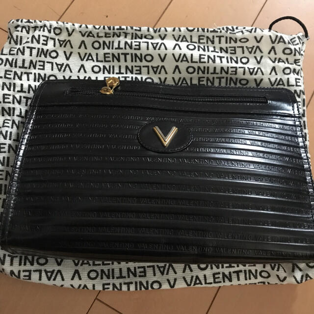 VALENTINO(ヴァレンティノ)のバレンチノ メンズのバッグ(セカンドバッグ/クラッチバッグ)の商品写真