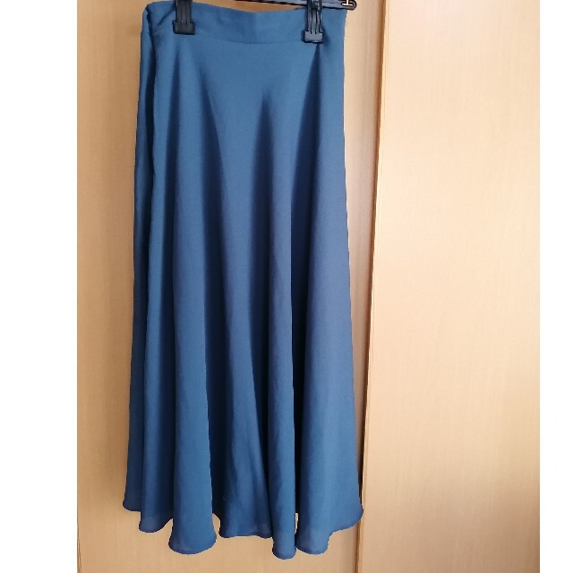 dholic(ディーホリック)のdholic/ロングスカート/くすみブルー レディースのスカート(ロングスカート)の商品写真