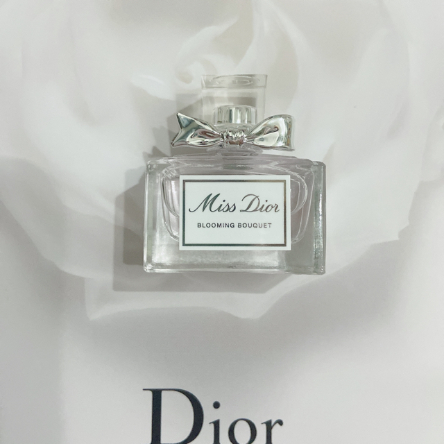 Christian Dior(クリスチャンディオール)のミス ディオール  ブルーミングブーケ　オードトワレ　5ml 新品未使用 コスメ/美容の香水(香水(女性用))の商品写真