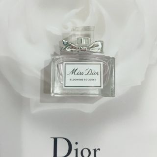 クリスチャンディオール(Christian Dior)のミス ディオール  ブルーミングブーケ　オードトワレ　5ml 新品未使用(香水(女性用))