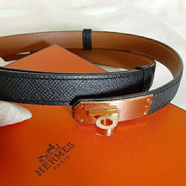 Hermes(エルメス)のエルメス　新品未使用  ケリーベルト  ピンクゴールド  ローズゴールド  黒　 レディースのファッション小物(ベルト)の商品写真