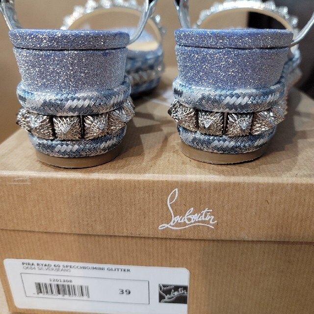 Christian Louboutin(クリスチャンルブタン)のChristian Louboutin ルブタン Pyraclou 60mm  レディースの靴/シューズ(サンダル)の商品写真