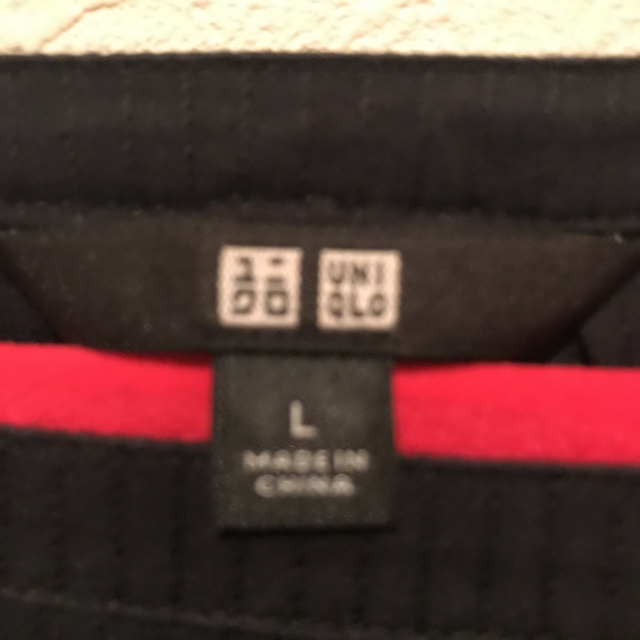 UNIQLO(ユニクロ)のUNIQLOユニクロ　ブラウス 　黒　Ｌ　美品 レディースのトップス(シャツ/ブラウス(長袖/七分))の商品写真