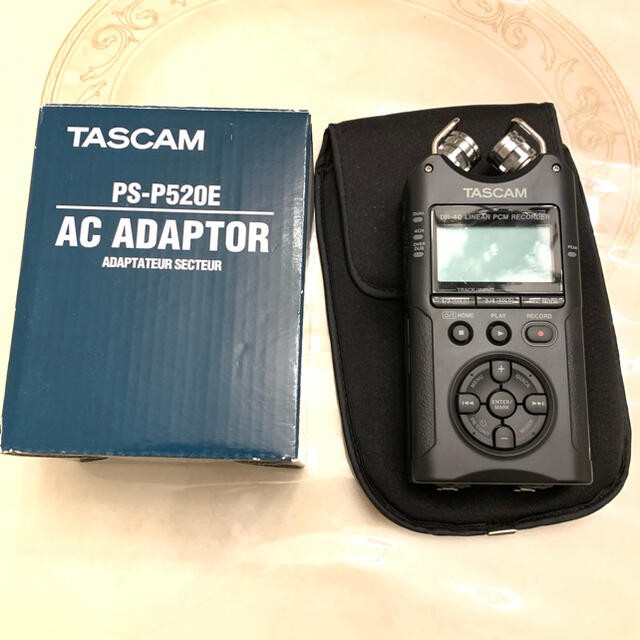 オーディオ機器TASCAM DR-40レコーダー