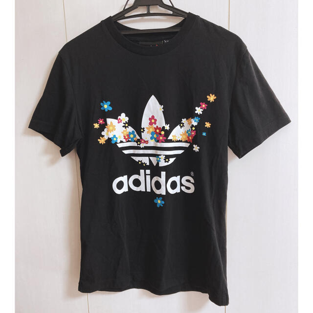 adidas(アディダス)の美品⭐︎ アディダスオリジナルス ⭐︎ ファレル ウィリアムス フラワーTシャツ メンズのトップス(Tシャツ/カットソー(半袖/袖なし))の商品写真