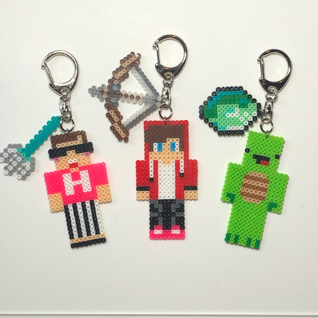 マインクラフト ヒカキン ぜんいち マイッキー3体武器エメラルドつきキーホルダーの通販 By 夢 S Shop ラクマ マインクラフト ヒカキン ぜんいち マイッキー3体武器エメラルドつきキーホルダーの通販 By 夢 S Shop ラクマ