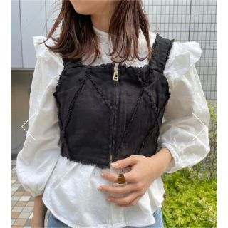 マウジー(moussy)のmoussy fringe denim bustier(ベスト)