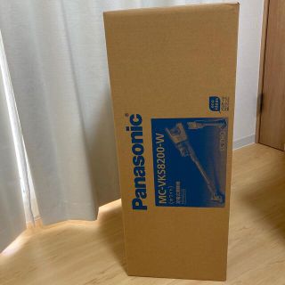 パナソニック(Panasonic)の専用　最新型Panasonic充電式掃除機ホワイト(掃除機)