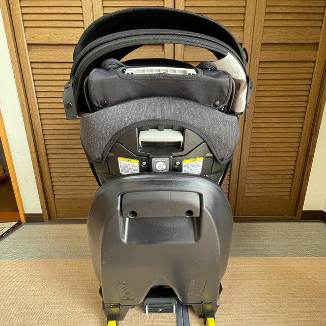 アップリカ　フラディアグロウ　ISOFIX