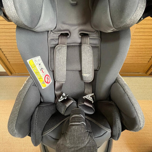 アップリカ　フラディアグロウ　ISOFIX