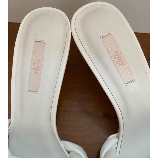 eimy istoire(エイミーイストワール)のeimy istoire  サンダル　スクエアサンダル　ミュール　革　ホワイト レディースの靴/シューズ(サンダル)の商品写真