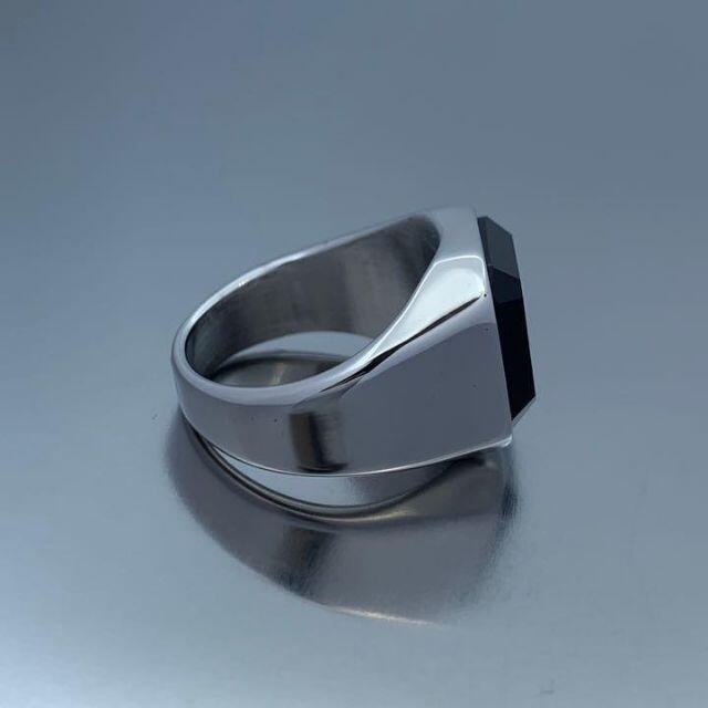 メンズ　シグネットリング　シルバー　ステンレス　ブラックオニキスデザイン　17号 メンズのアクセサリー(リング(指輪))の商品写真