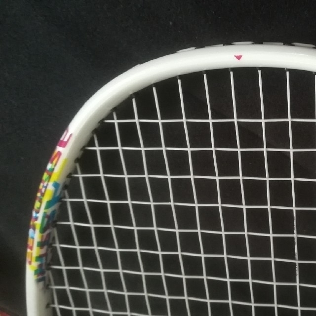 YONEX(ヨネックス)のYONEX バドミントンラケット　アストロクス33 (ガット込み) スポーツ/アウトドアのスポーツ/アウトドア その他(バドミントン)の商品写真