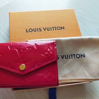 ルイヴィトン(LOUIS VUITTON)のルイヴィトン LOUIS VUITTON キーケース 赤 レザー(キーケース)