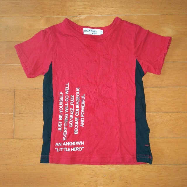 BeBe(ベベ)のキッズ　子供服　半袖Tシャツ　100 キッズ/ベビー/マタニティのキッズ服男の子用(90cm~)(Tシャツ/カットソー)の商品写真