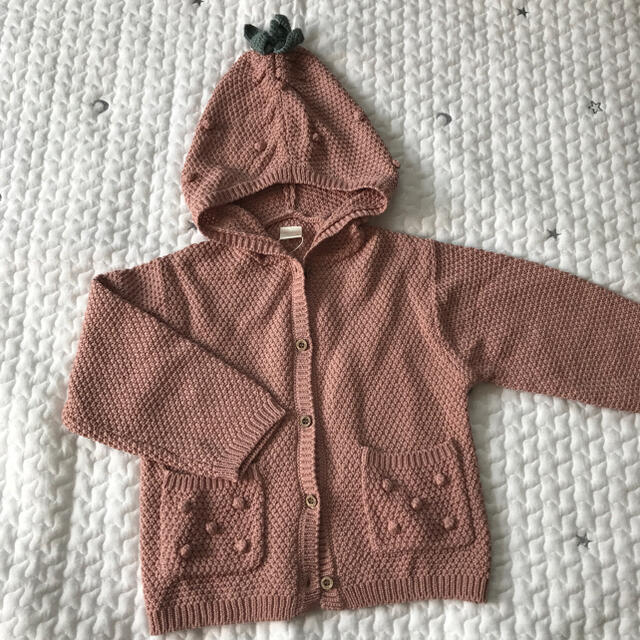 テータテート いちごパーカー キッズ/ベビー/マタニティのキッズ服女の子用(90cm~)(カーディガン)の商品写真