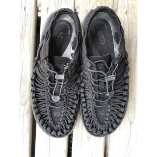 キーン(KEEN)のKEENユニーク サンダルブラック　25.5cm(サンダル)