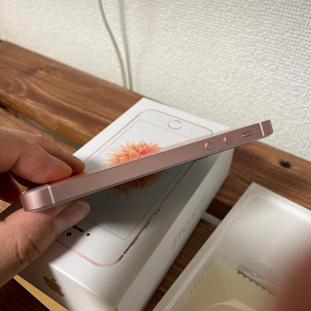 iphone se(1世代) 32GB 極美品　大容量 バッテリー交換済みスマートフォン本体