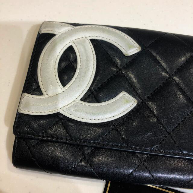 CHANEL(シャネル)のCHANEL♡カンボンライン二つ折り財布 レディースのファッション小物(財布)の商品写真