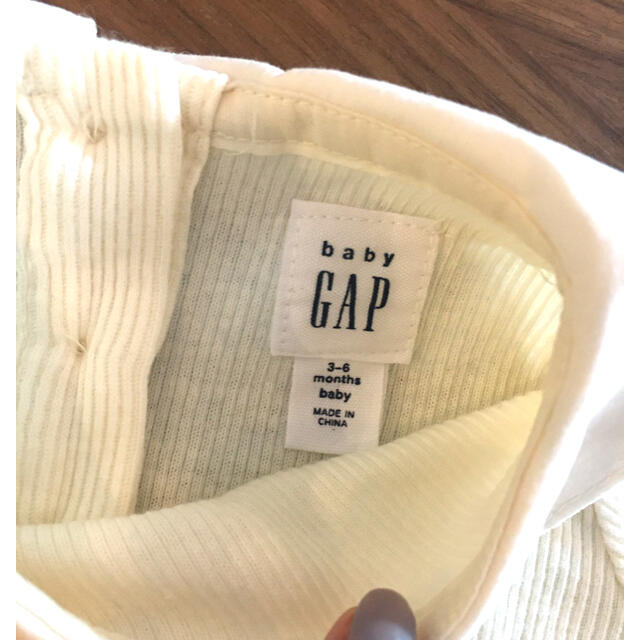 babyGAP(ベビーギャップ)の【Baby GAP】ベビーギャップ　ロンパース　2セット　3-6months キッズ/ベビー/マタニティのベビー服(~85cm)(ロンパース)の商品写真