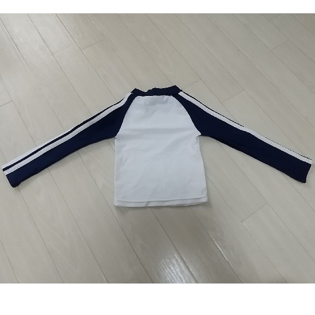 adidas(アディダス)のadidas　ラッシュガード　70-80サイズ キッズ/ベビー/マタニティのベビー服(~85cm)(水着)の商品写真