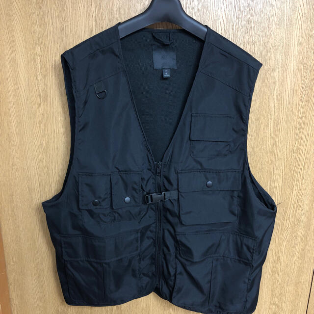 H&M - 【美中古Lサイズ】H&M フィッシングベスト ブラック H&M H&M - 【美中古Lサイズ】H&M フィッシングベスト ブラック H&M