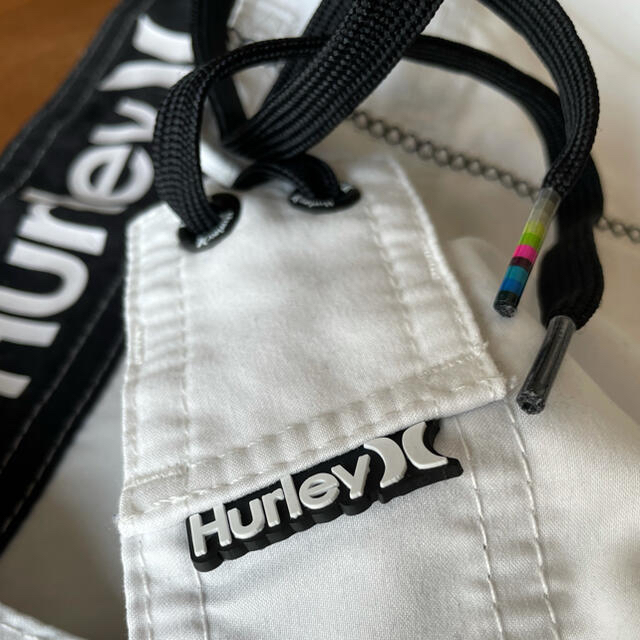 Hurley(ハーレー)のHurley サーフトランクス　ホワイト　32 メンズの水着/浴衣(水着)の商品写真