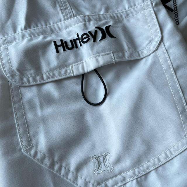 Hurley(ハーレー)のHurley サーフトランクス　ホワイト　32 メンズの水着/浴衣(水着)の商品写真