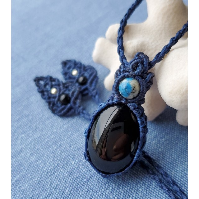 モリオン×K2ブルーマクラメネックレス　ネイビー系２色編み ハンドメイドのアクセサリー(ネックレス)の商品写真