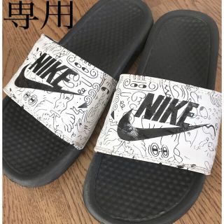 ナイキ(NIKE)の[専用]NIKE ナイキ　べナッシ　シャワーサンダル　23.5センチ(サンダル)