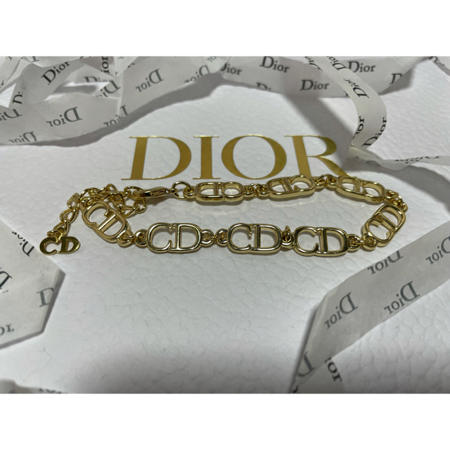 Christian Dior(クリスチャンディオール)の【美品】最終値下げ❗️❗️Dior ブレスレット レディースのアクセサリー(ブレスレット/バングル)の商品写真