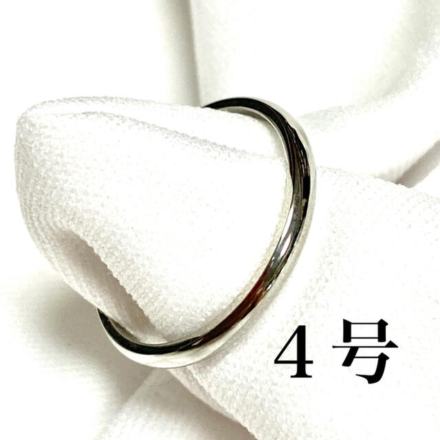 2mm幅　指輪　4号　シルバー 銀色 甲丸 ラウンド　ステンレス 定番 リング レディースのアクセサリー(リング(指輪))の商品写真