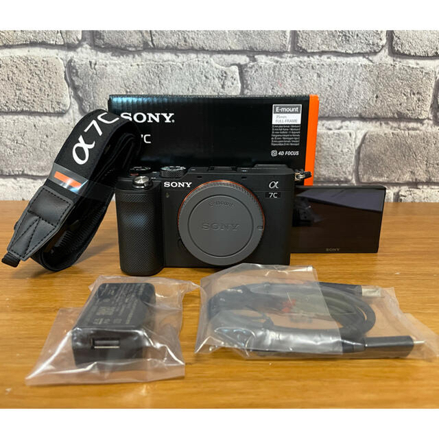 SONY(ソニー)のsony α7c ボディー + smallrigケージセット 限界まで値引き済み スマホ/家電/カメラのカメラ(ミラーレス一眼)の商品写真