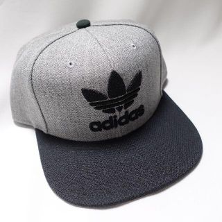 アディダス(adidas)の■adidas original　キャップ　グレー　(キャップ)