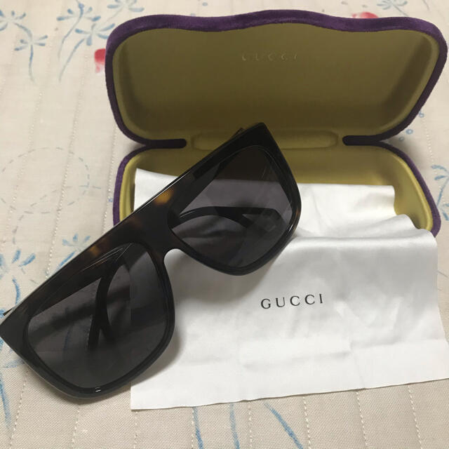 Gucci(グッチ)のGUCCIのサングラスです。 メンズのファッション小物(サングラス/メガネ)の商品写真