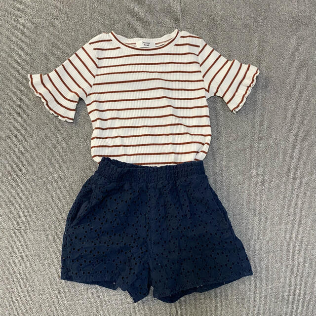 Discoat(ディスコート)のDiscort 女の子　130セット　 キッズ/ベビー/マタニティのキッズ服女の子用(90cm~)(Tシャツ/カットソー)の商品写真