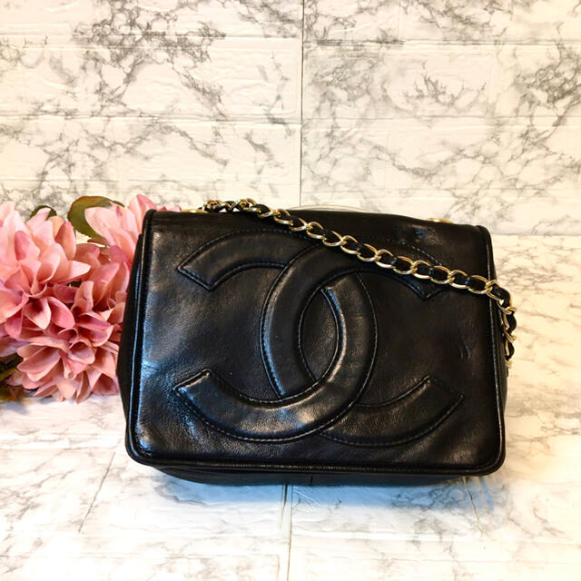 CHANEL(シャネル)の★正規品★ CHANEL/シャネル/ヴィンテージ/デカココ/ラムスキン レディースのバッグ(ショルダーバッグ)の商品写真