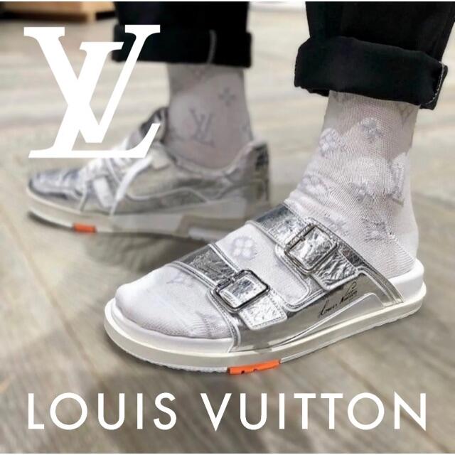 LOUIS VUITTON(ルイヴィトン)のぽんちょ様　専用  メンズの靴/シューズ(サンダル)の商品写真