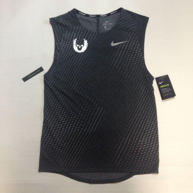 NIKE(ナイキ)の【Sサイズ】オレゴンプロジェクト Tailwind Sleeveless Top スポーツ/アウトドアのランニング(ウェア)の商品写真