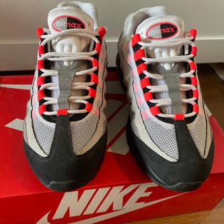 ナイキ(NIKE)のNIKE AIR MAX95 WHITE SOLAR RED27センチ(スニーカー)