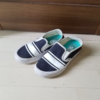 ヴァンズ(VANS)のVANS◆白ラインネイビースリッポン 22.5㎝ スニーカー(スリッポン)