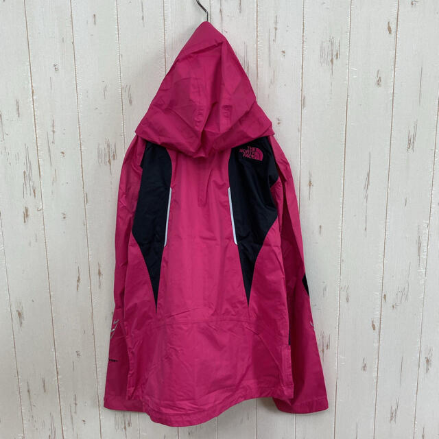 THE NORTH FACE(ザノースフェイス)の新品　THE NORTH FACE マウンテンパーカー　ピンク　HYVENT レディースのジャケット/アウター(ナイロンジャケット)の商品写真